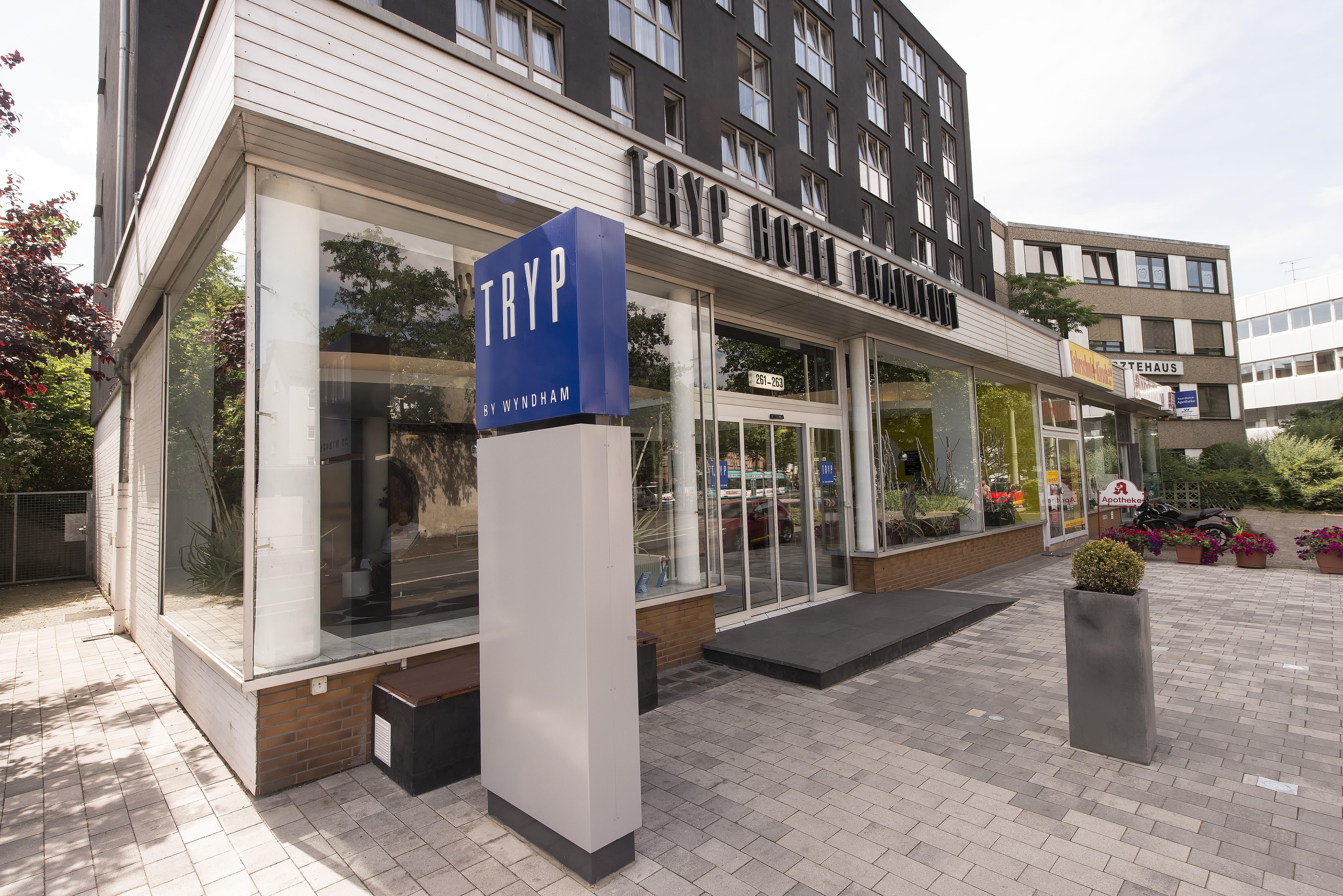 ทริป บาย วินด์แฮม แฟรงค์เฟิร์ต Hotel Frankfurt am Main ภายนอก รูปภาพ