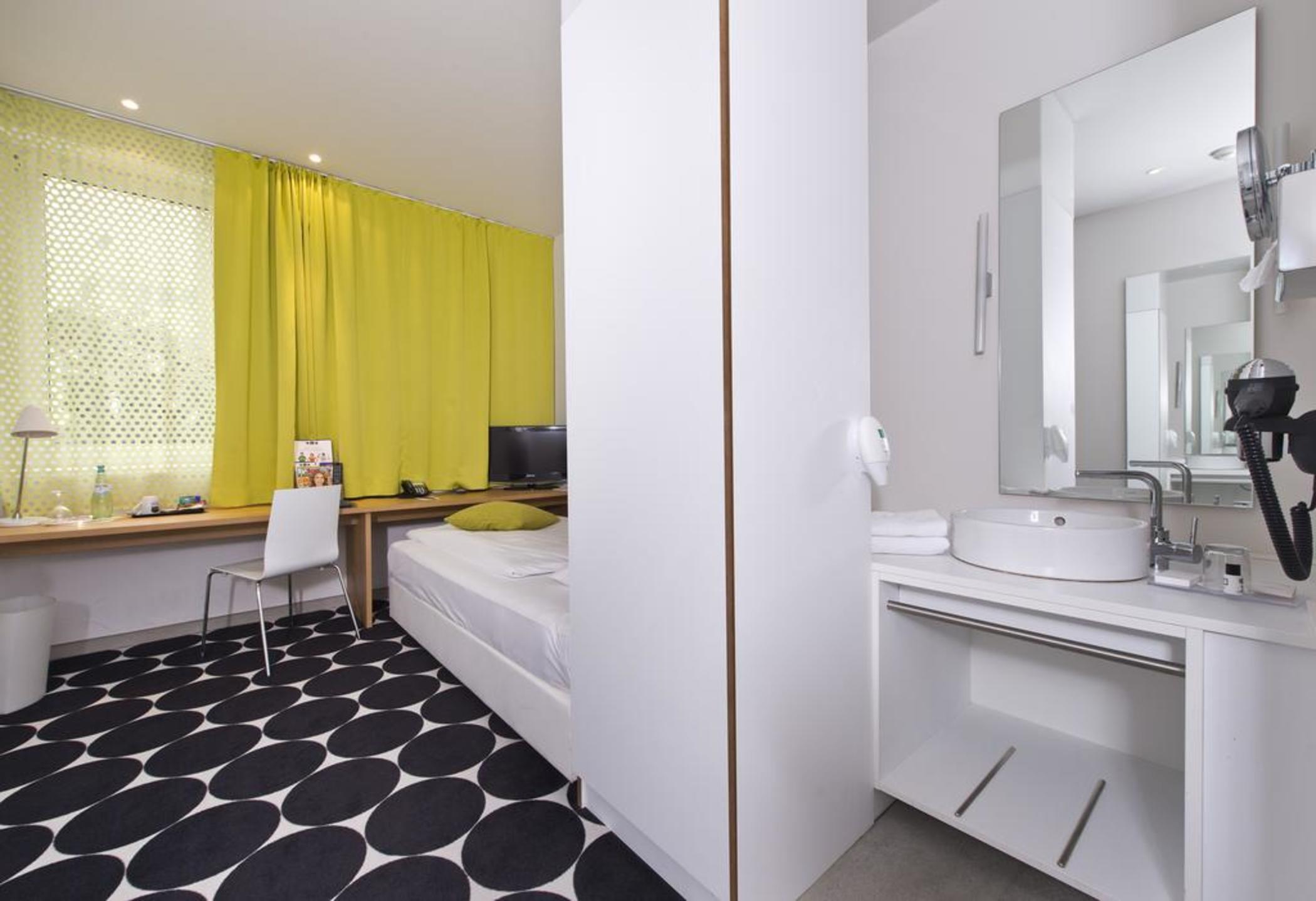 ทริป บาย วินด์แฮม แฟรงค์เฟิร์ต Hotel Frankfurt am Main ห้อง รูปภาพ