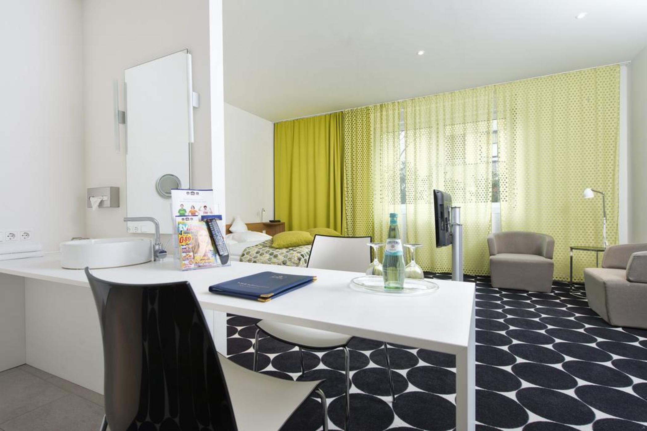 ทริป บาย วินด์แฮม แฟรงค์เฟิร์ต Hotel Frankfurt am Main ห้อง รูปภาพ