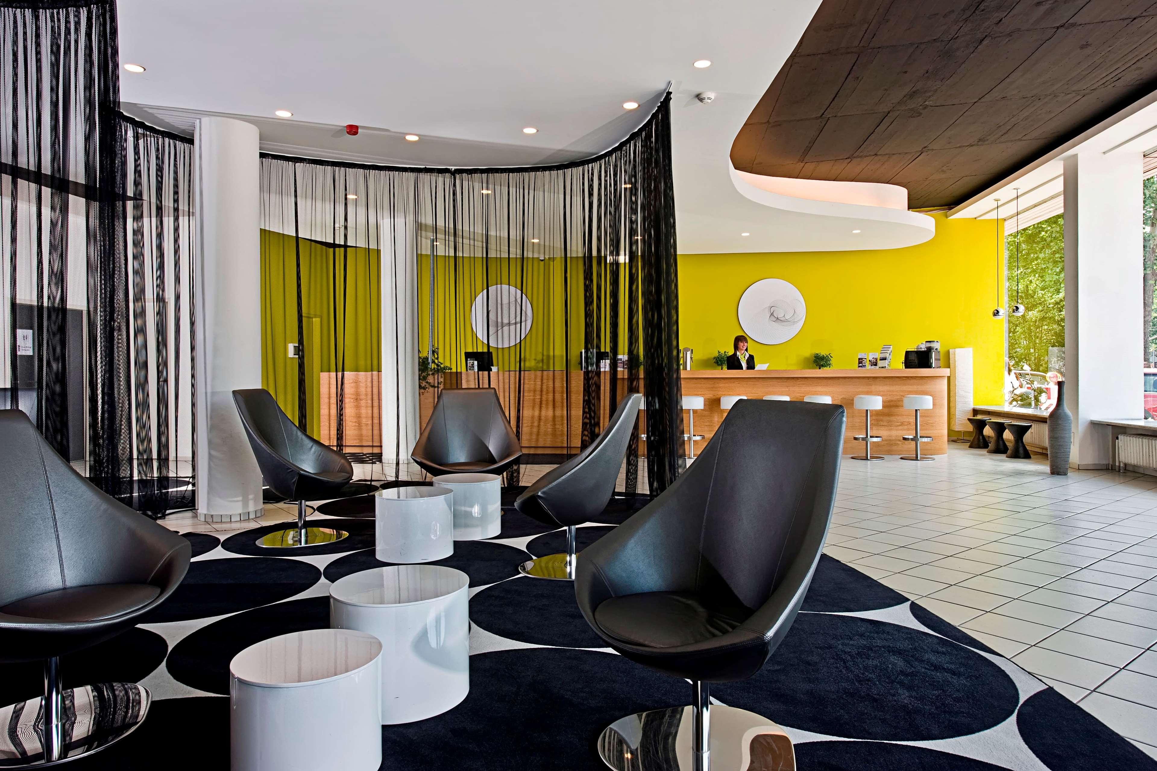 ทริป บาย วินด์แฮม แฟรงค์เฟิร์ต Hotel Frankfurt am Main ภายนอก รูปภาพ