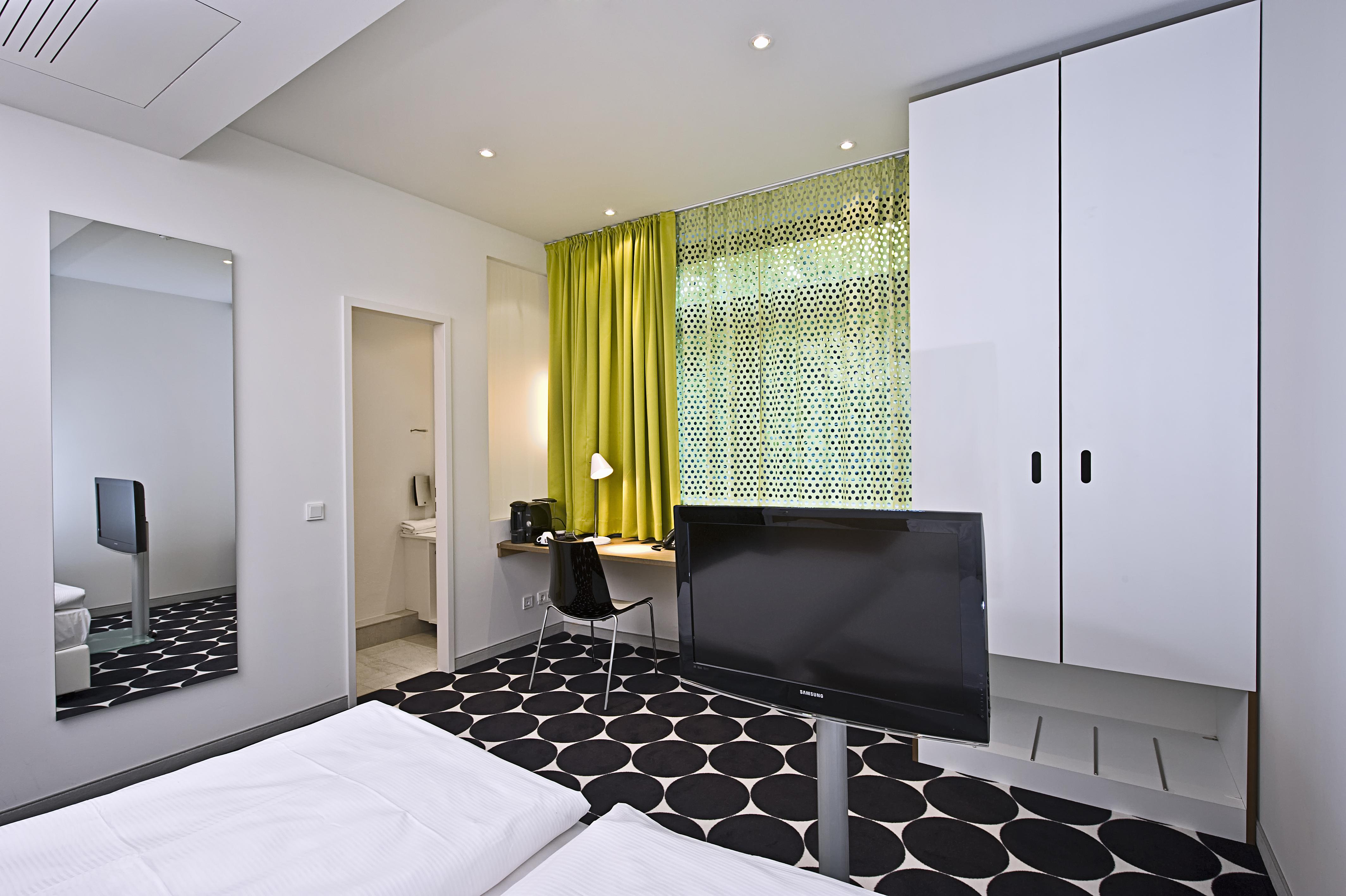 ทริป บาย วินด์แฮม แฟรงค์เฟิร์ต Hotel Frankfurt am Main ภายนอก รูปภาพ
