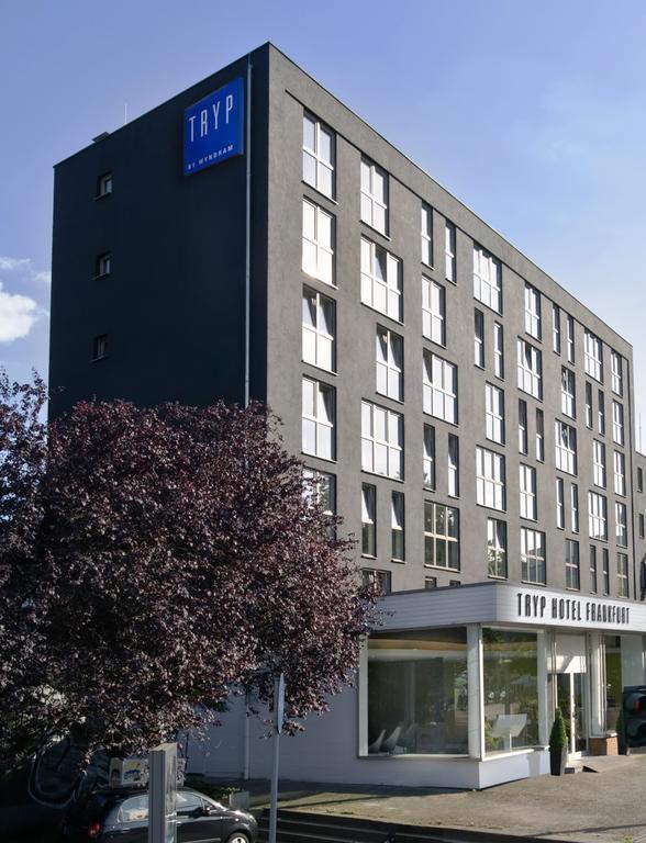 ทริป บาย วินด์แฮม แฟรงค์เฟิร์ต Hotel Frankfurt am Main ภายนอก รูปภาพ